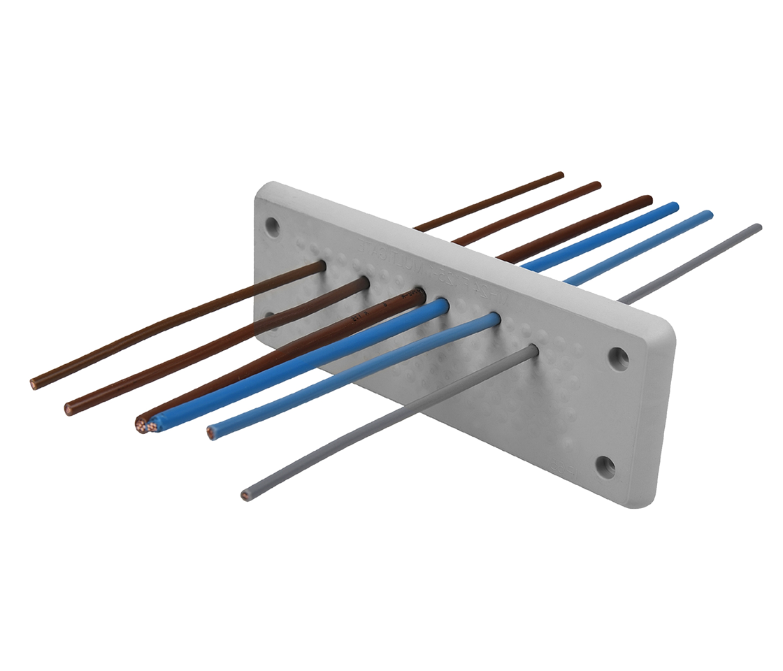 Kabeldurchführungsplatte