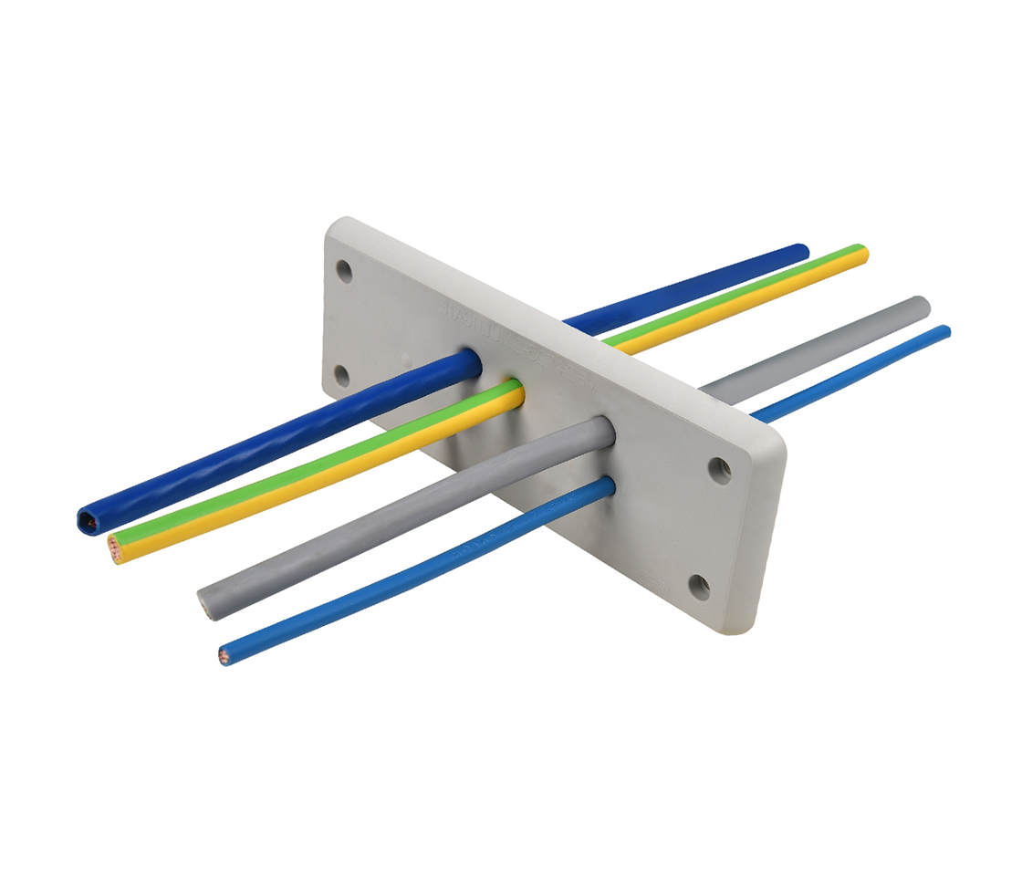 Kabeldurchführungsplatte