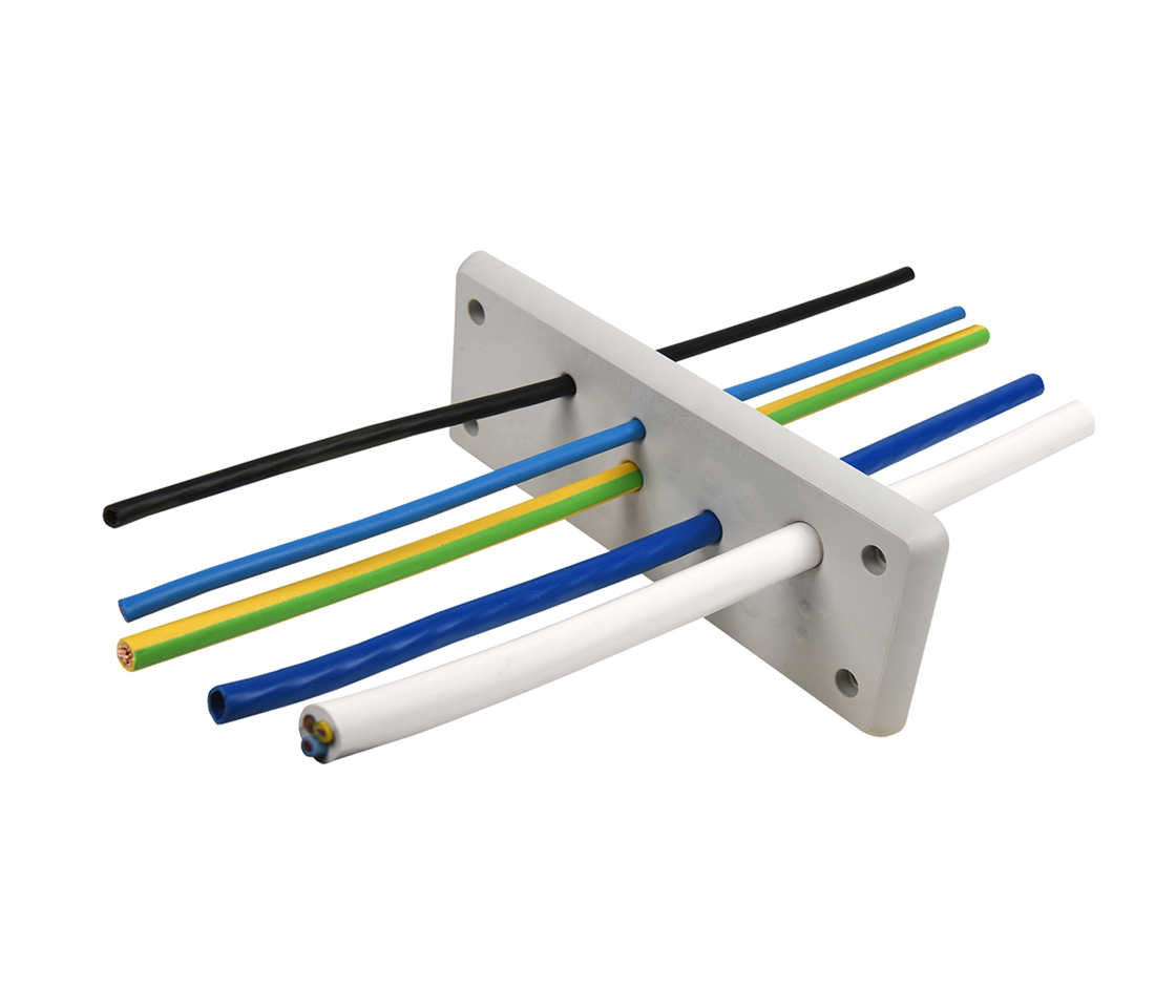 Kabeldurchführungsplatte